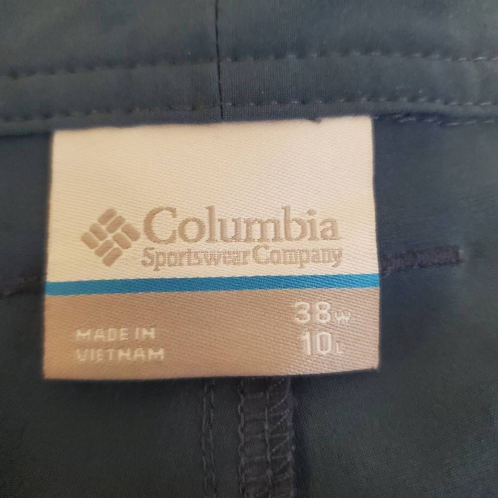 Columbia Shorts - Picture 7 of 7